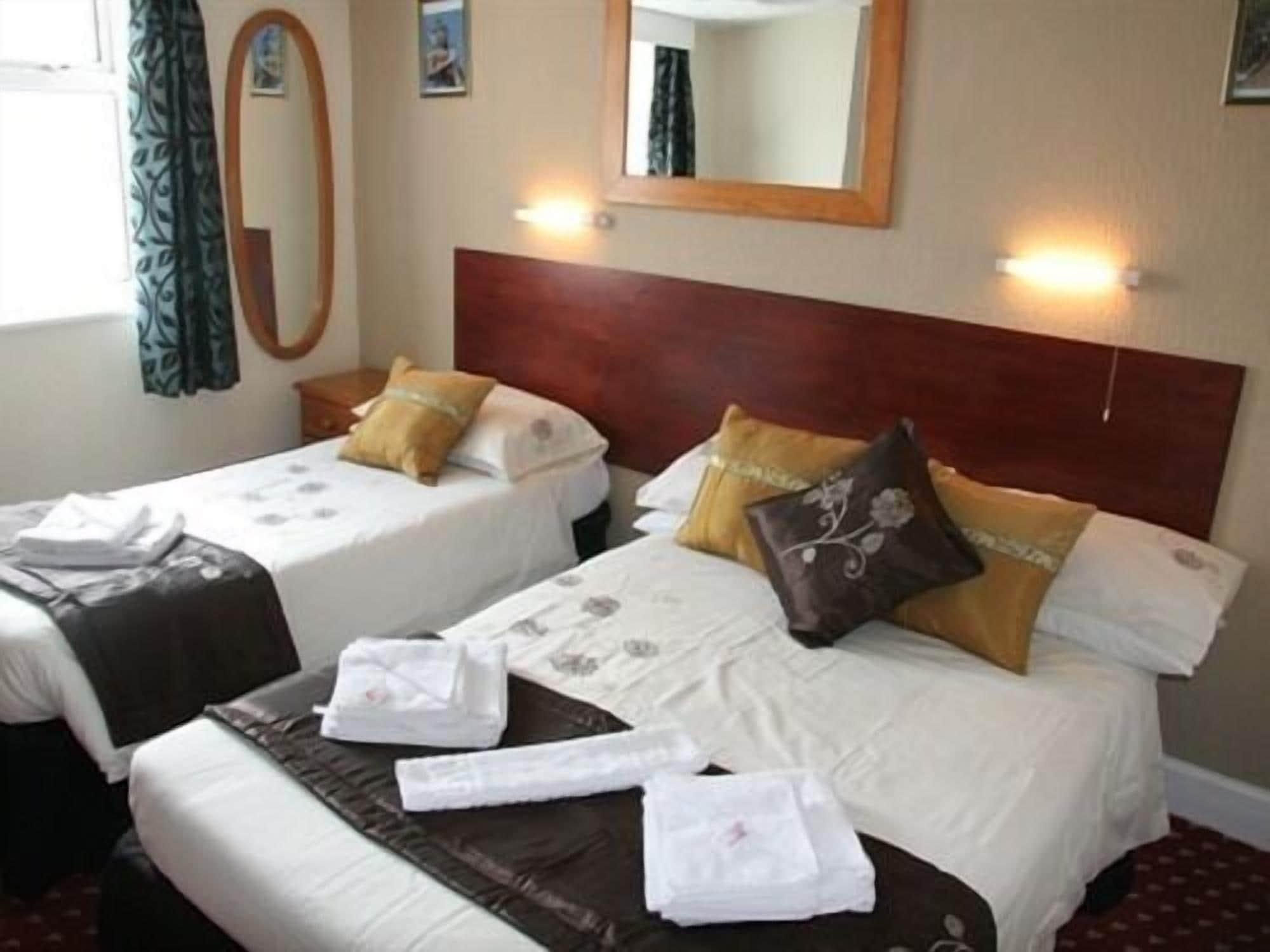 New Promenade Hotel Blackpool Bagian luar foto