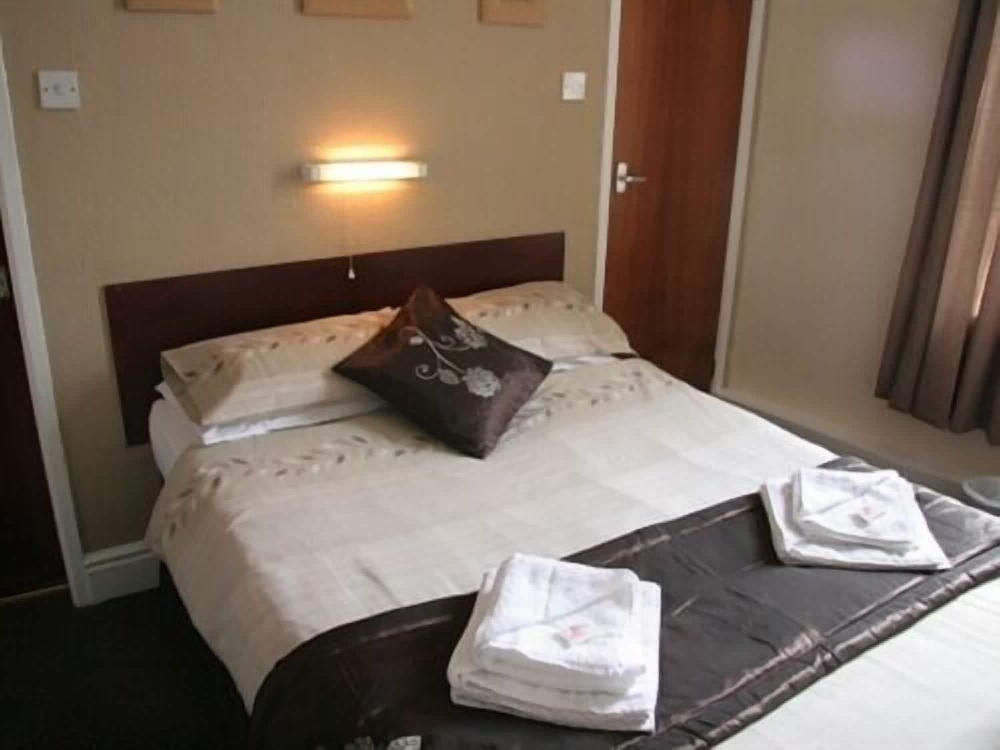 New Promenade Hotel Blackpool Bagian luar foto